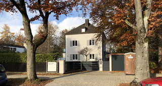 Fassadenanstrich Villa in Harlachaching / Malerwerkstätte Schlüter 
