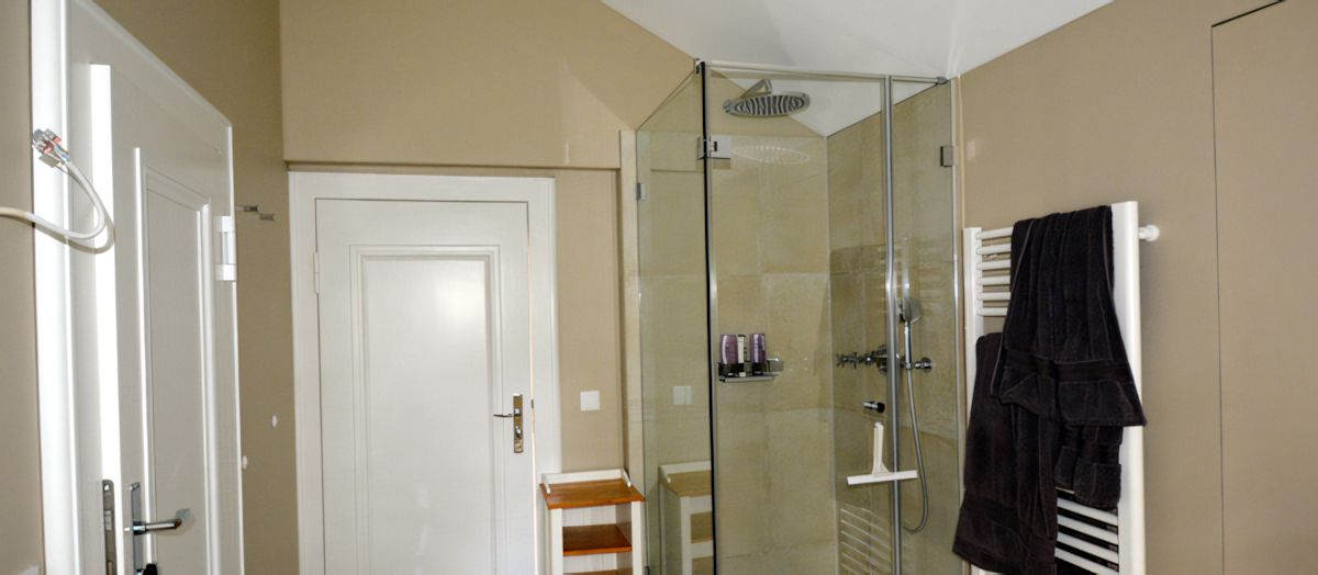 Bad mit Farrow & Ball Anstrich